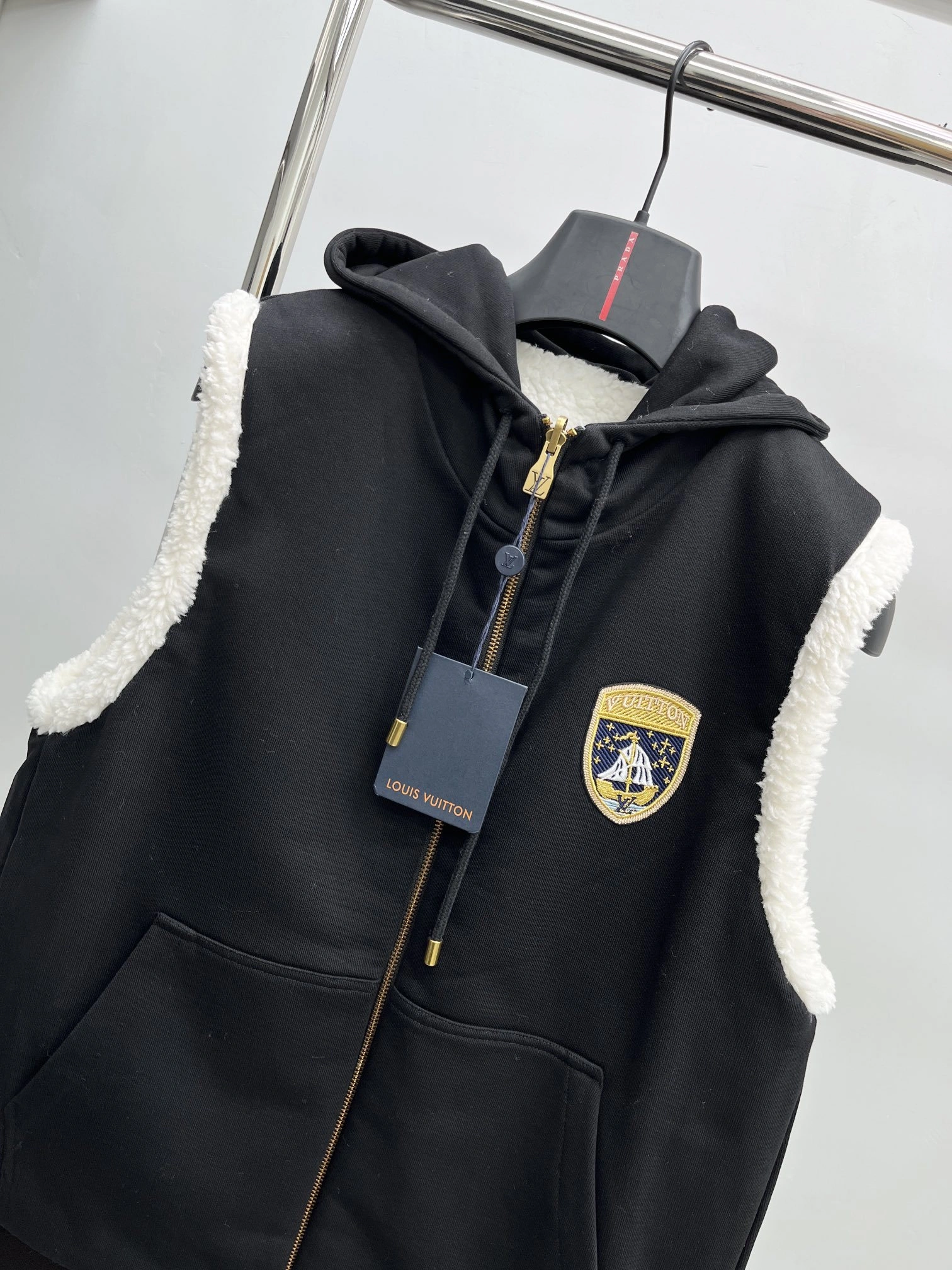 wg.luxury-- 8V reversible Cotton item: E-F443J1642H